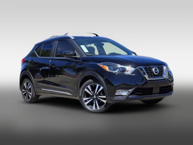 2020 Nissan Kicks SR