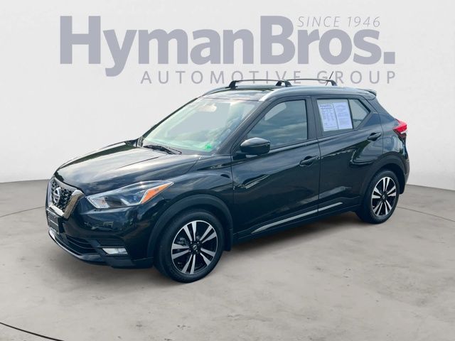 2020 Nissan Kicks SR