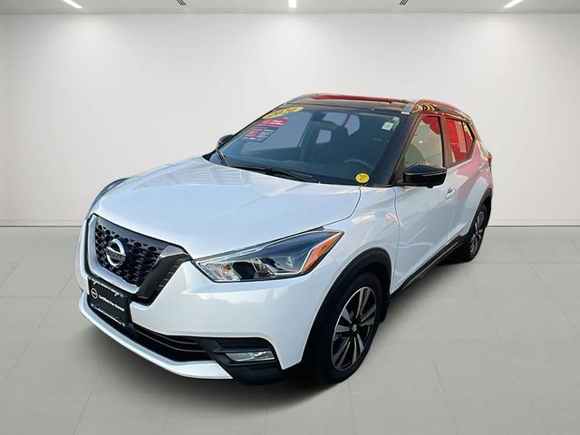 2020 Nissan Kicks SR