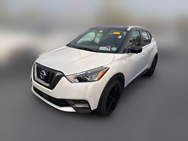 2020 Nissan Kicks SR