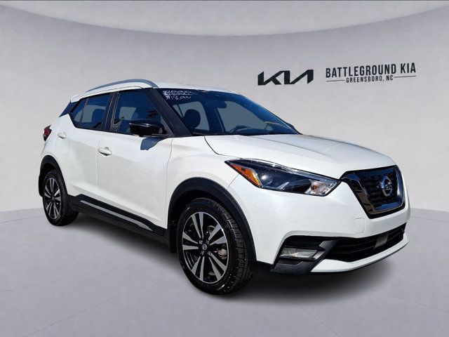 2020 Nissan Kicks SR