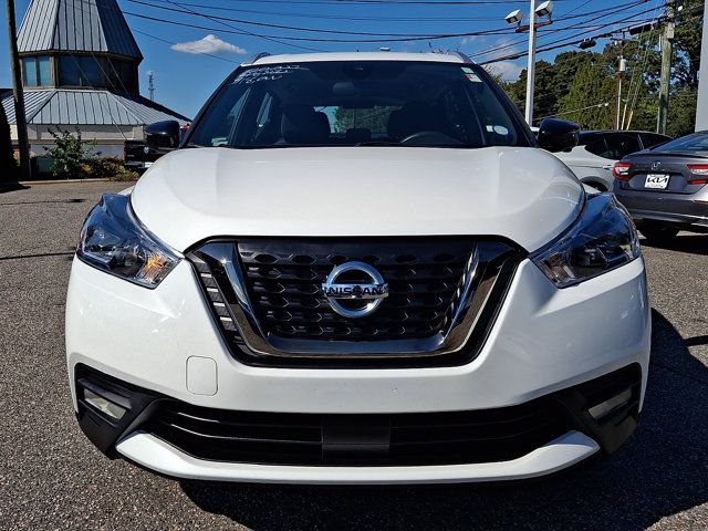 2020 Nissan Kicks SR