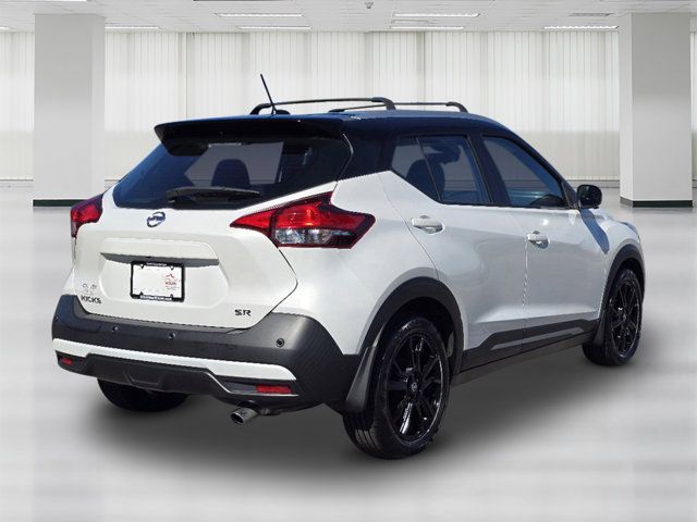 2020 Nissan Kicks SR