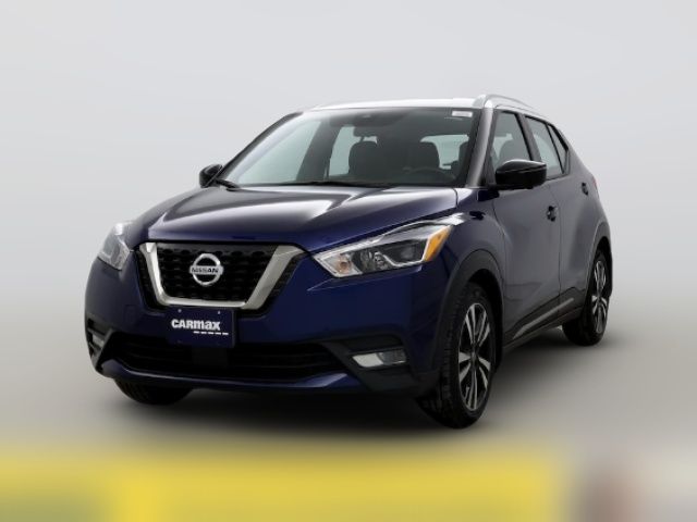 2020 Nissan Kicks SR