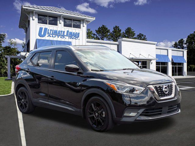 2020 Nissan Kicks SR