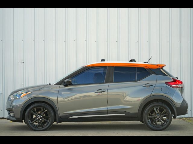 2020 Nissan Kicks SR