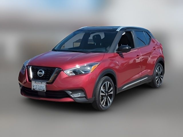 2020 Nissan Kicks SR