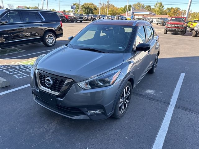 2020 Nissan Kicks SR