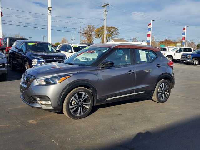 2020 Nissan Kicks SR