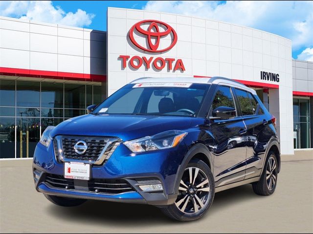 2020 Nissan Kicks SR