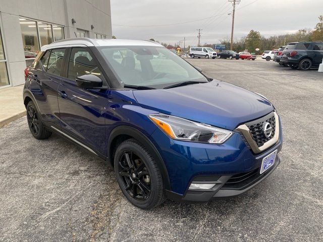 2020 Nissan Kicks SR