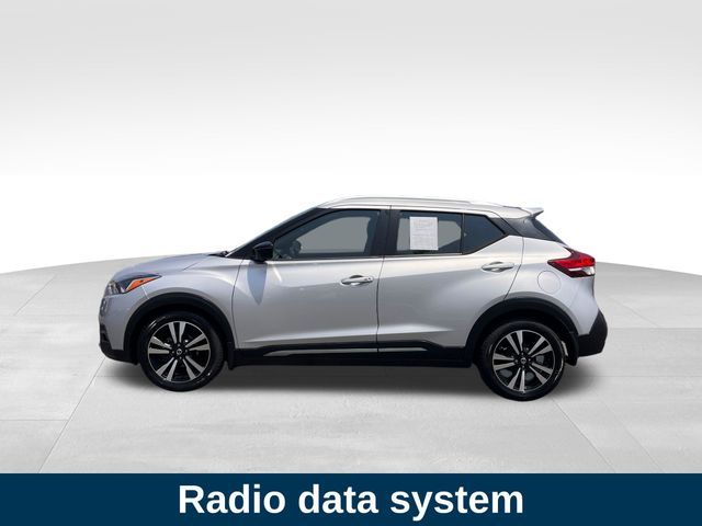 2020 Nissan Kicks SR
