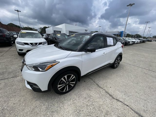 2020 Nissan Kicks SR