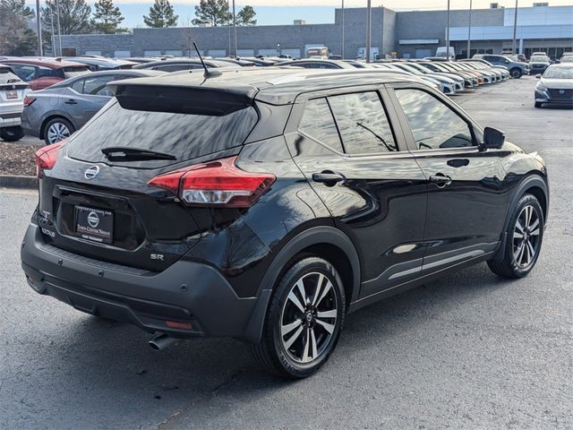 2020 Nissan Kicks SR