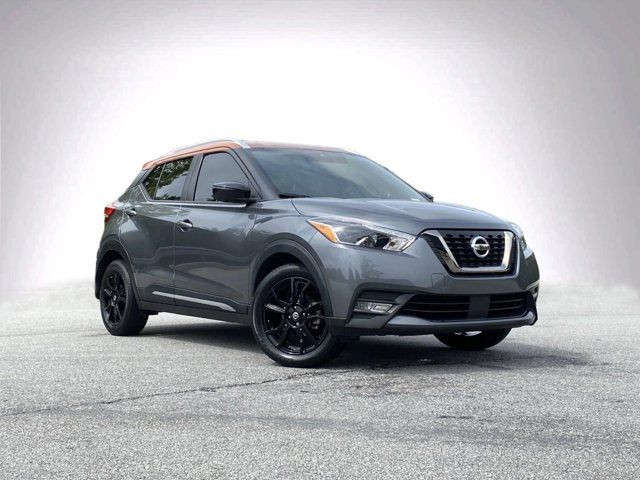 2020 Nissan Kicks SR