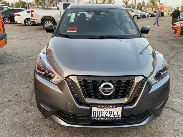 2020 Nissan Kicks SR