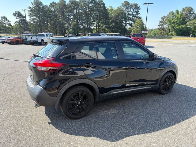 2020 Nissan Kicks SR