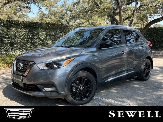 2020 Nissan Kicks SR