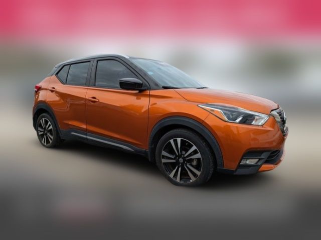 2020 Nissan Kicks SR