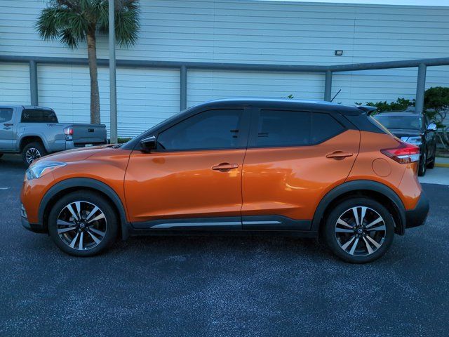 2020 Nissan Kicks SR