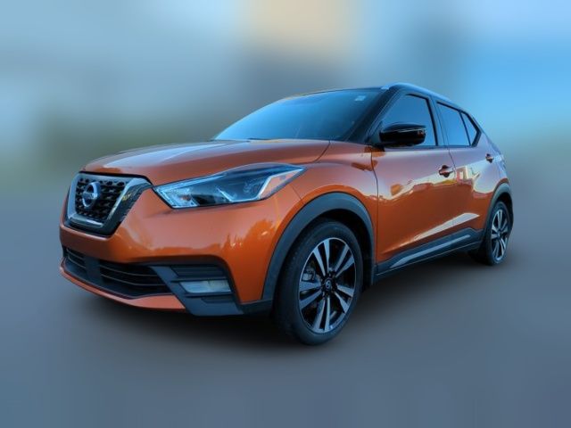 2020 Nissan Kicks SR