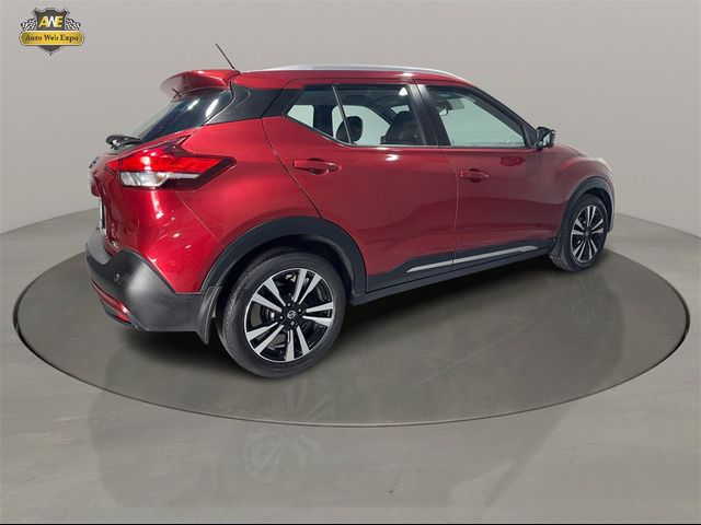 2020 Nissan Kicks SR