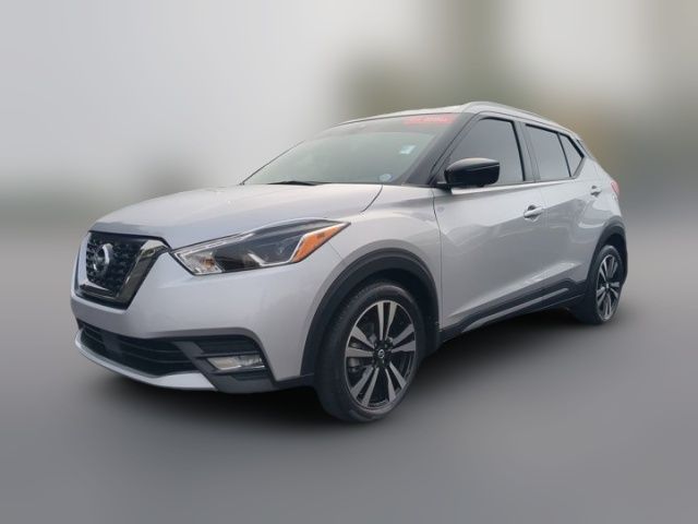 2020 Nissan Kicks SR