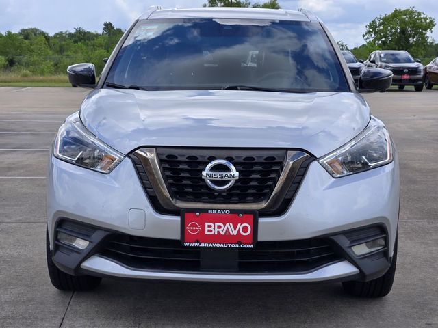 2020 Nissan Kicks SR