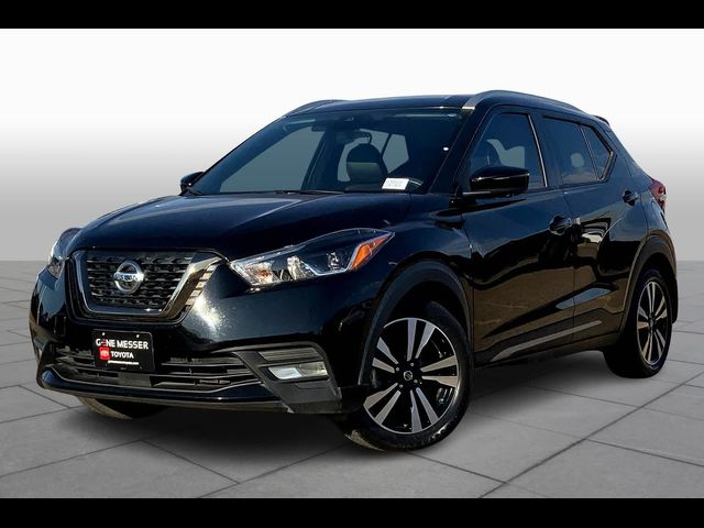 2020 Nissan Kicks SR