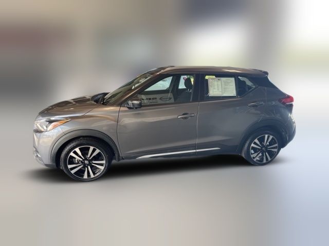 2020 Nissan Kicks SR