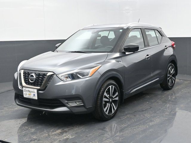 2020 Nissan Kicks SR