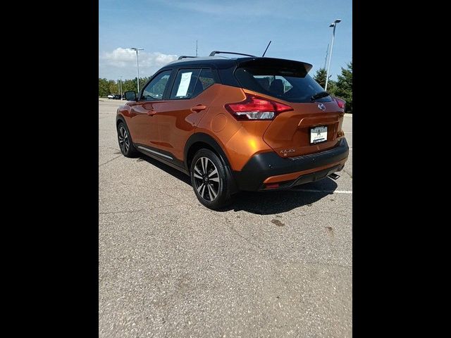 2020 Nissan Kicks SR