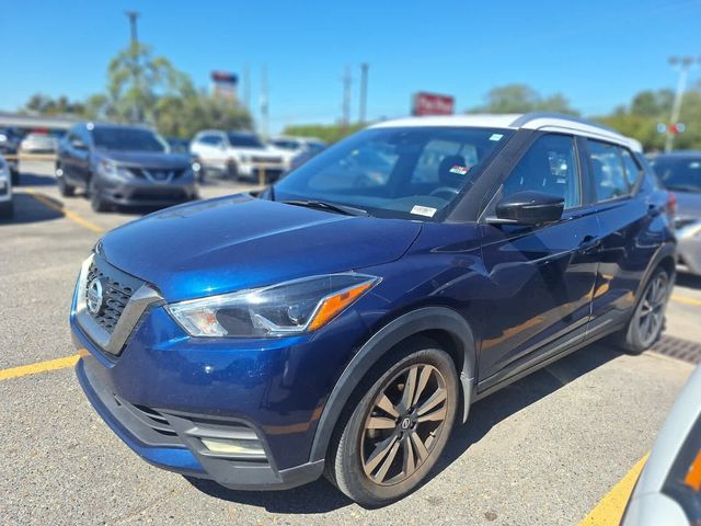 2020 Nissan Kicks SR