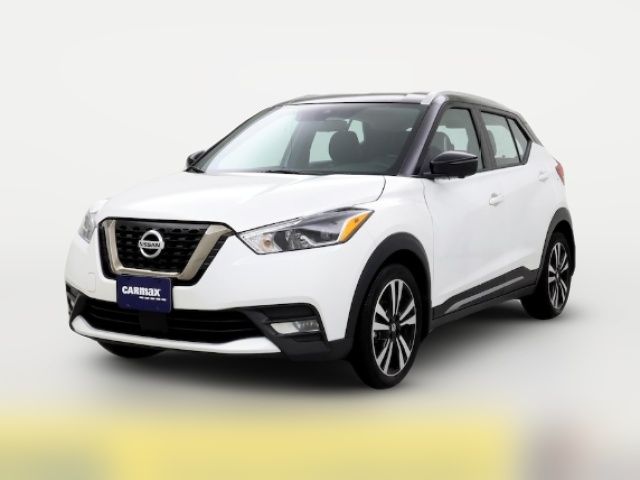 2020 Nissan Kicks SR