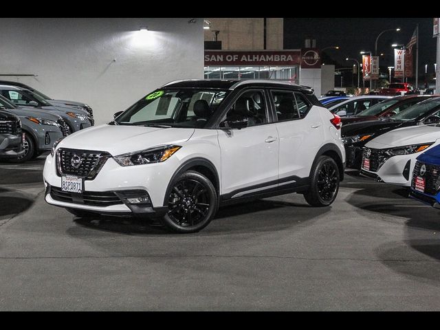 2020 Nissan Kicks SR