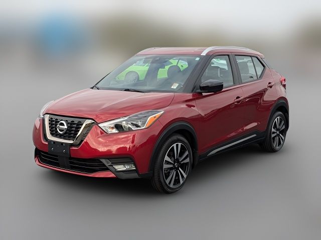 2020 Nissan Kicks SR