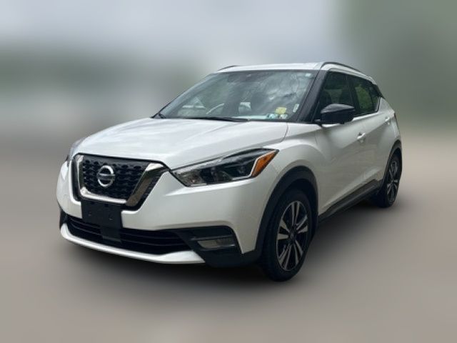 2020 Nissan Kicks SR