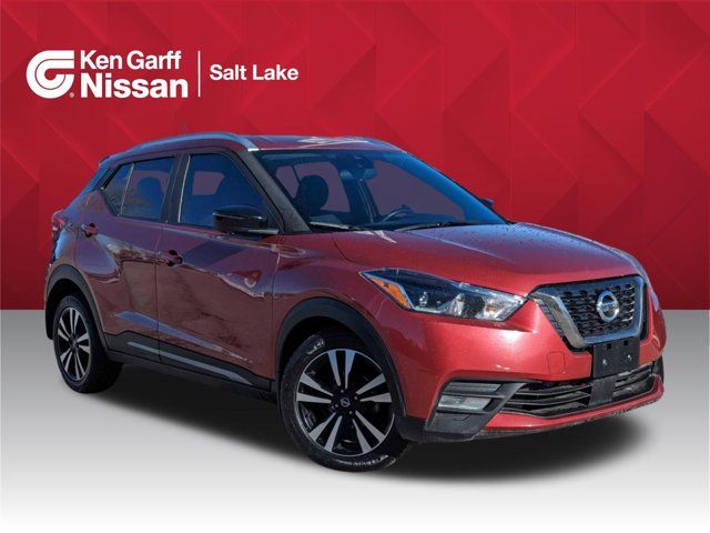 2020 Nissan Kicks SR