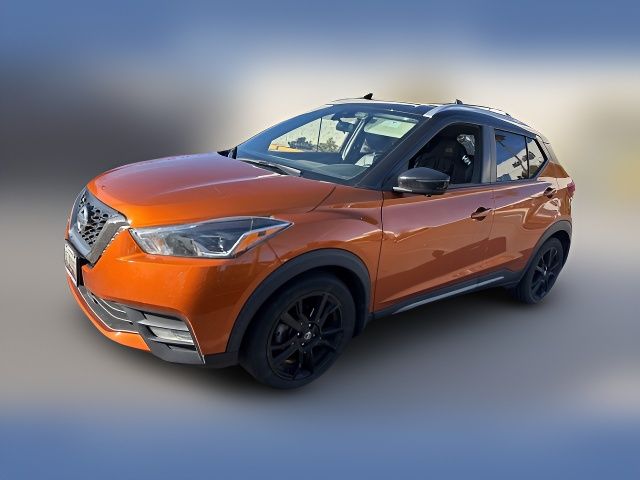 2020 Nissan Kicks SR