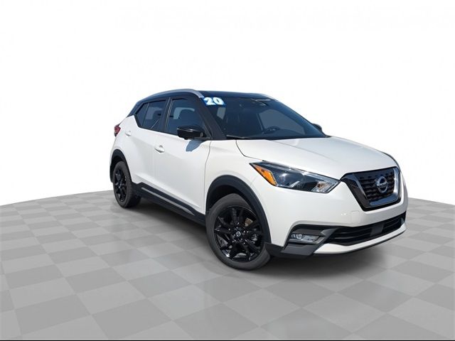 2020 Nissan Kicks SR