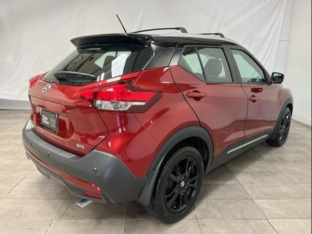 2020 Nissan Kicks SR