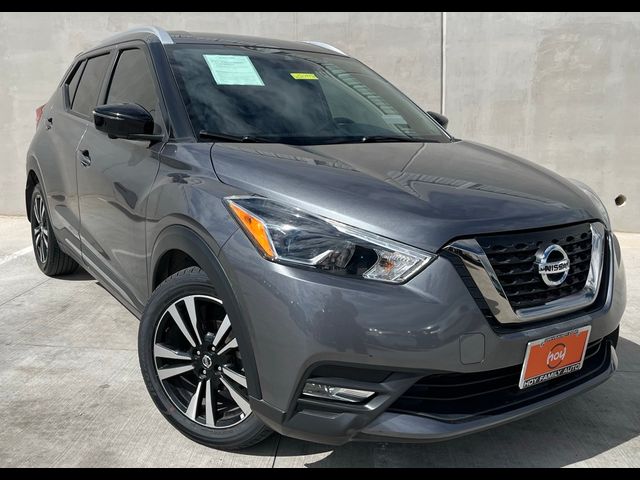 2020 Nissan Kicks SR