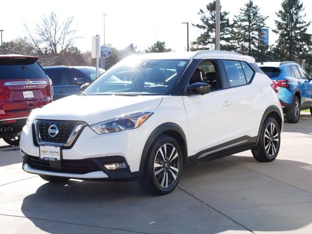 2020 Nissan Kicks SR