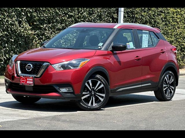 2020 Nissan Kicks SR