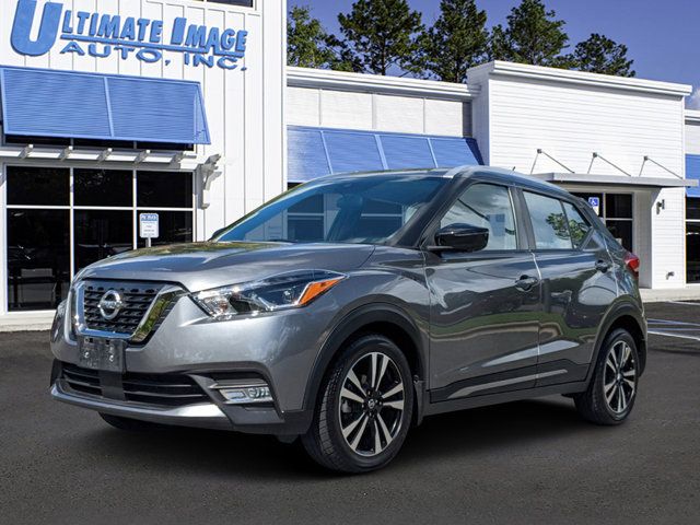 2020 Nissan Kicks SR