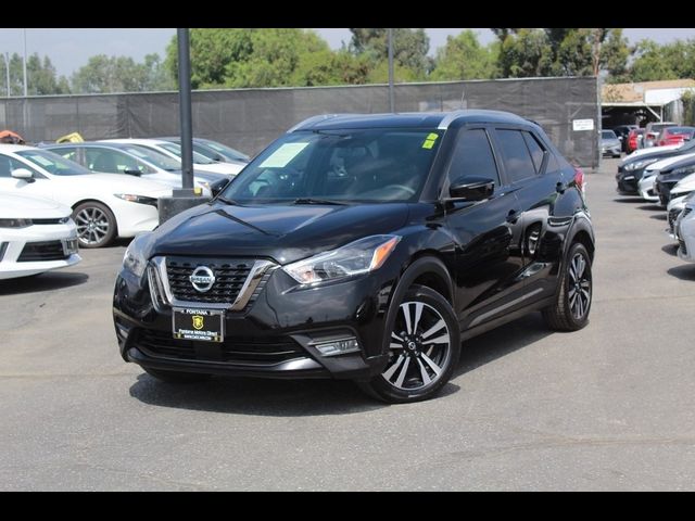 2020 Nissan Kicks SR