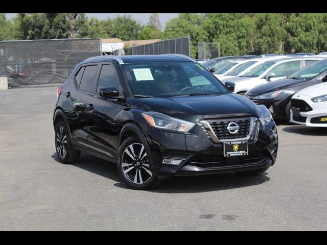 2020 Nissan Kicks SR