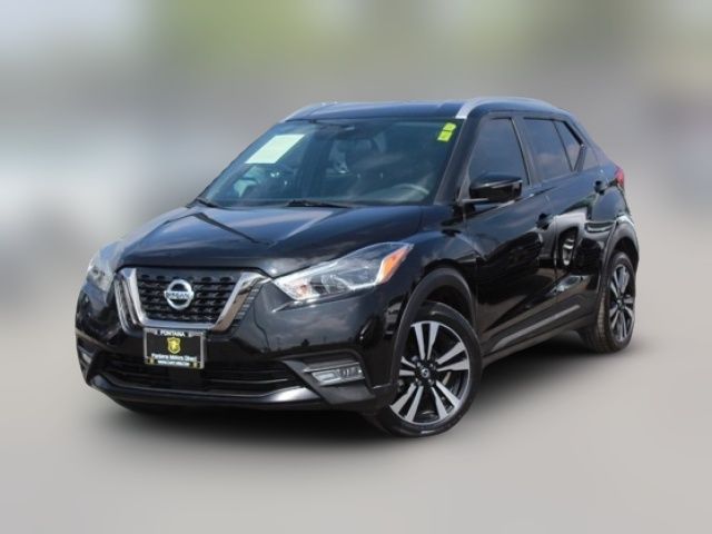 2020 Nissan Kicks SR