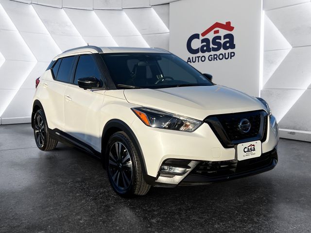 2020 Nissan Kicks SR