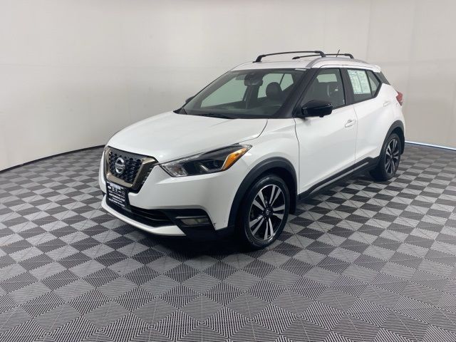 2020 Nissan Kicks SR